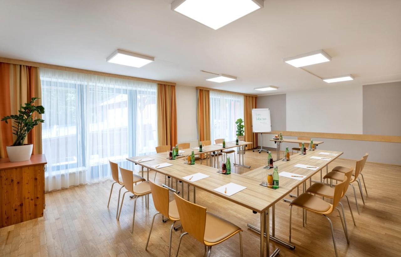 Jufa Im Weitental - Bruck An Der 3*
