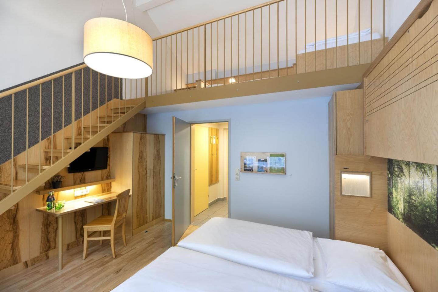 Jufa Im Weitental - Bruck An Der Hotel