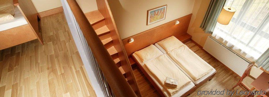 Jufa Im Weitental - Bruck An Der Hotel 3*